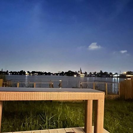 Supervilla - Lakefront - Sunsets, Kayaks, Grill Fort Lauderdale Dış mekan fotoğraf