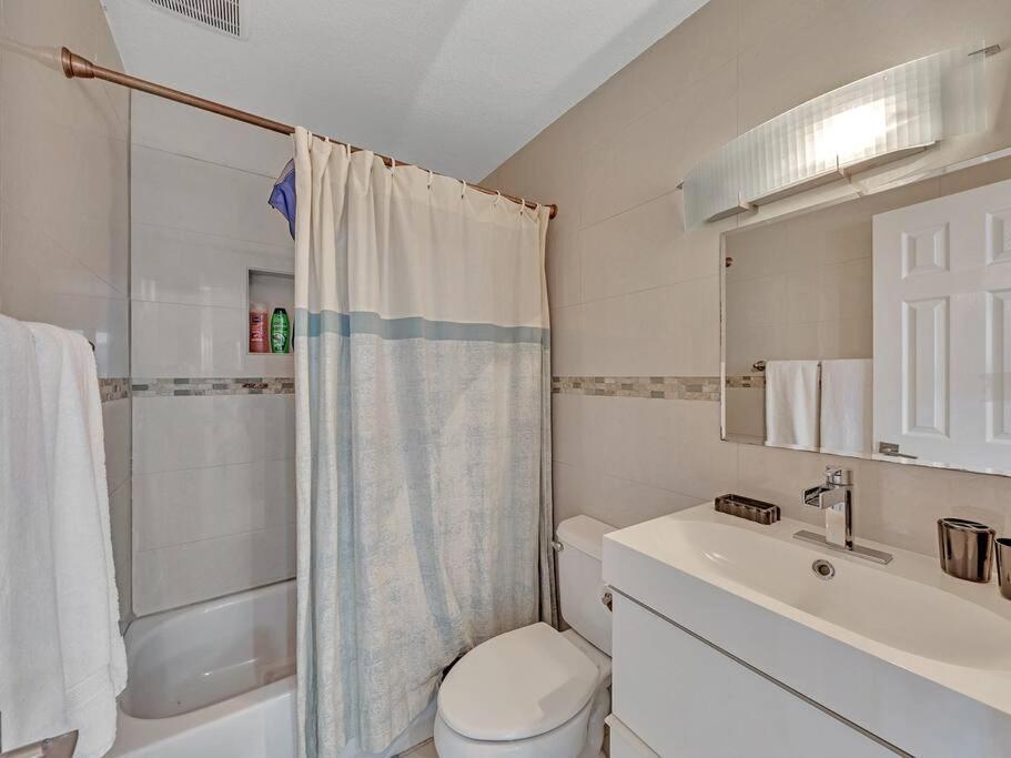 Supervilla - Lakefront - Sunsets, Kayaks, Grill Fort Lauderdale Dış mekan fotoğraf