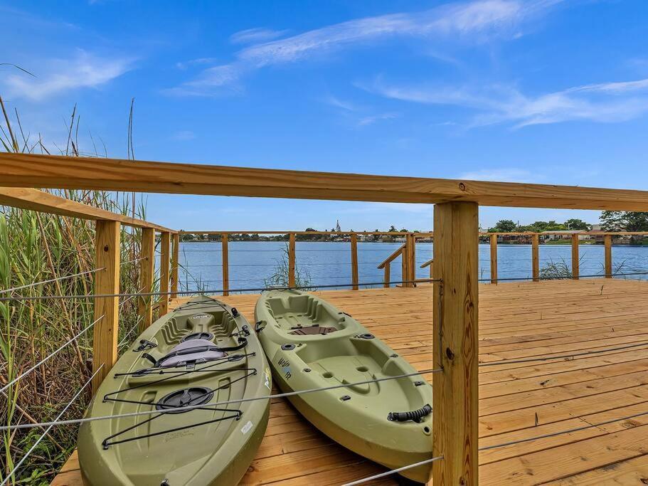 Supervilla - Lakefront - Sunsets, Kayaks, Grill Fort Lauderdale Dış mekan fotoğraf